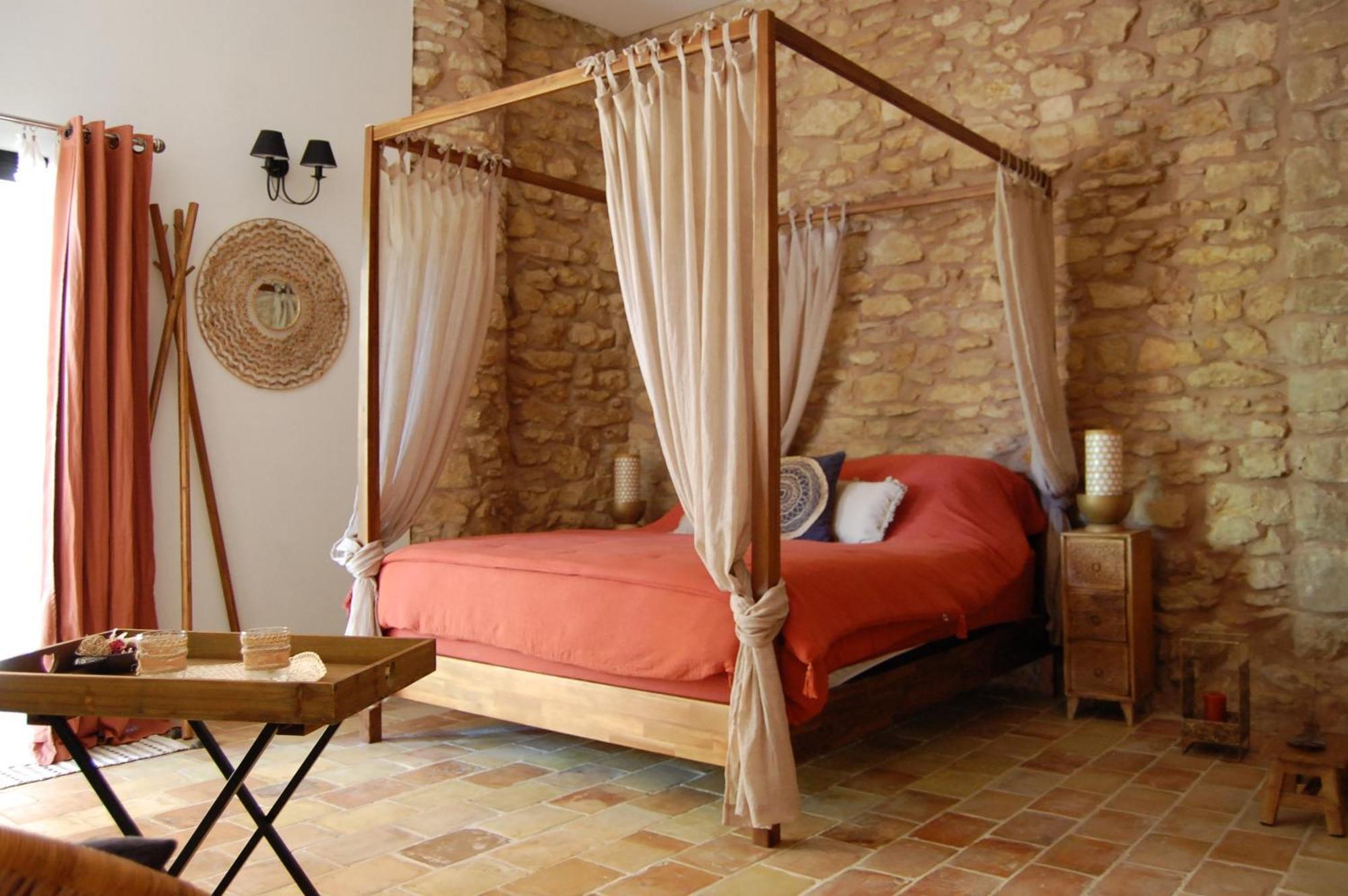 La Bucolique, Chambres Et Jardin D'Hotes Sabran Bagian luar foto